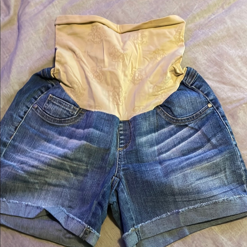 Jessica Simpson Maternity Shorts